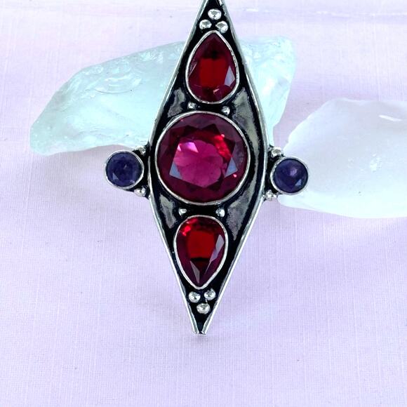 925 Sterling Faceted Garnet Knuckle Ring 8.5 - Picture 2 of 6